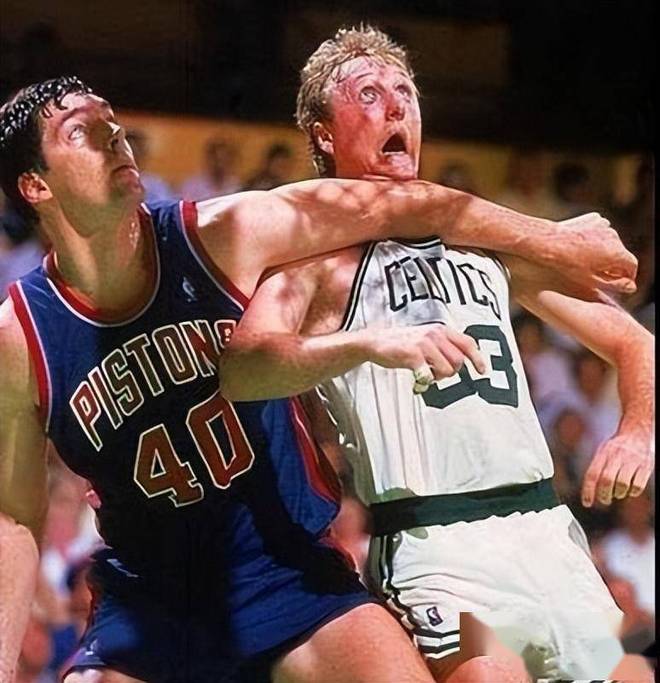 爱游戏网站 -清晨体能课后，底特律活塞外线爆发备战法国杯，更衣室稳定，细节决定成败 