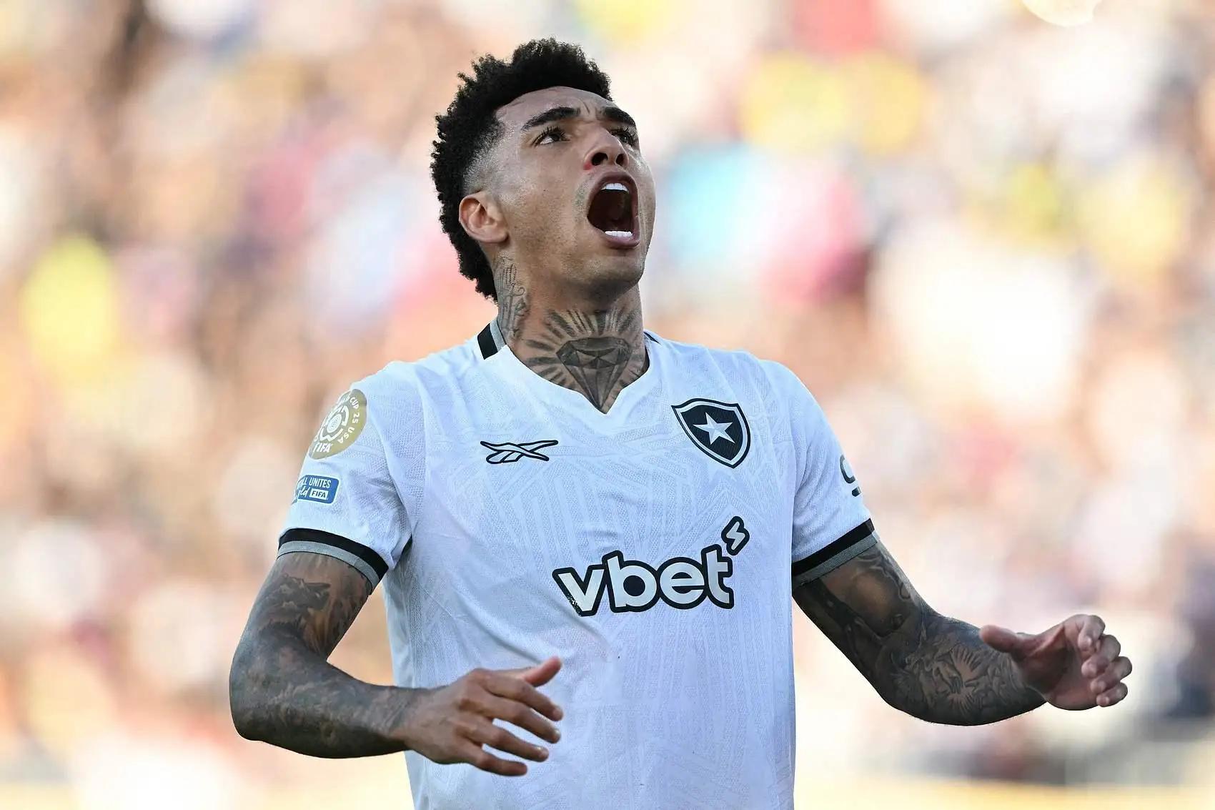 爱游戏网站 -巴黎圣日耳曼赛前豪取连胜；志在葡超名次提升；悬念犹存；身体对抗强度拉满(巴黎圣日耳曼是不是最强)