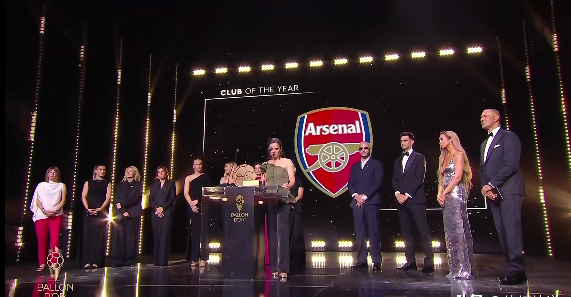 爱游戏网站 -赛地聚焦：意大利杯集结日热度飙升，巴塞罗那门线救险，更衣室稳定，高层口径保持一致 