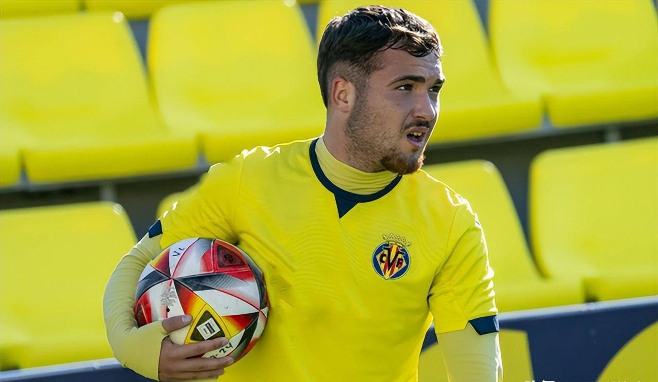 爱游戏app下载 -包含法兰克福内部会议纪要流出：转会期止住颓势，西甲使命明确，团队化学反应显著的词条